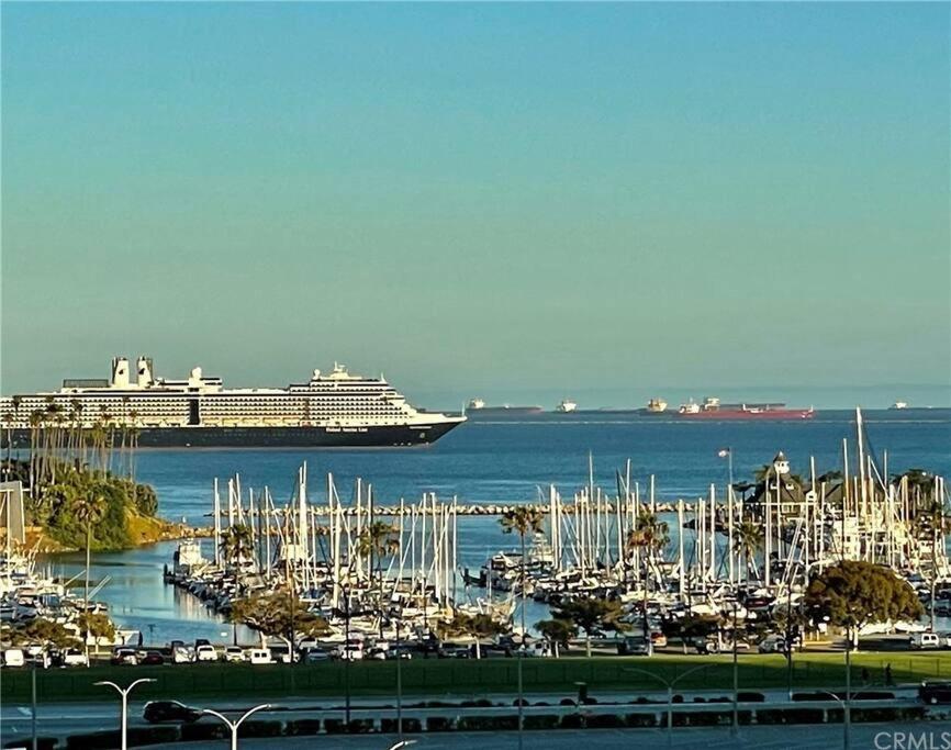A Corner Unit With Ocean Views From Every Room Long Beach Exterior photo